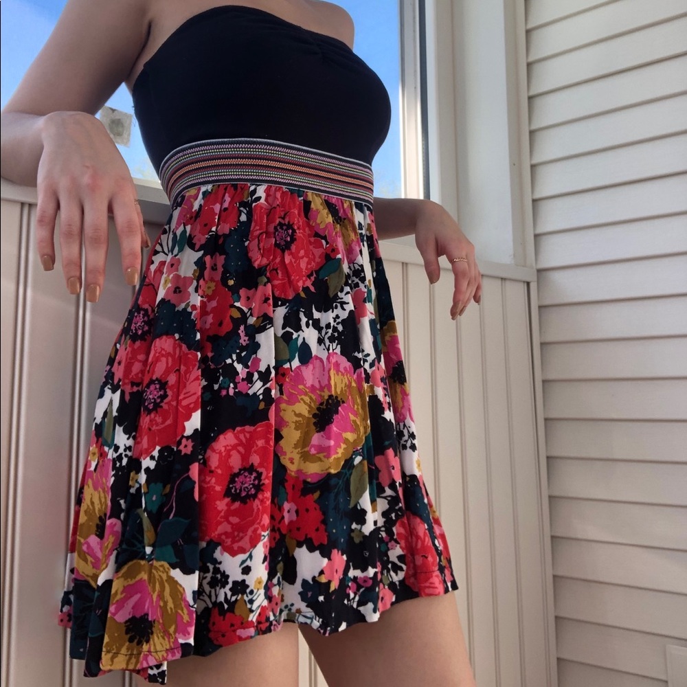 Floral strapless sundress